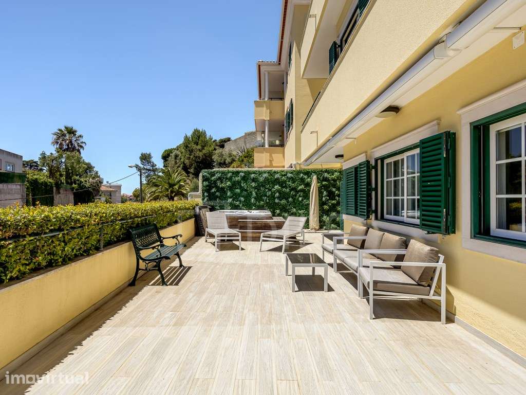 Apartamento T3 em condomínio de prestígio no Monte do Estoril - Grande imagem: 2/26