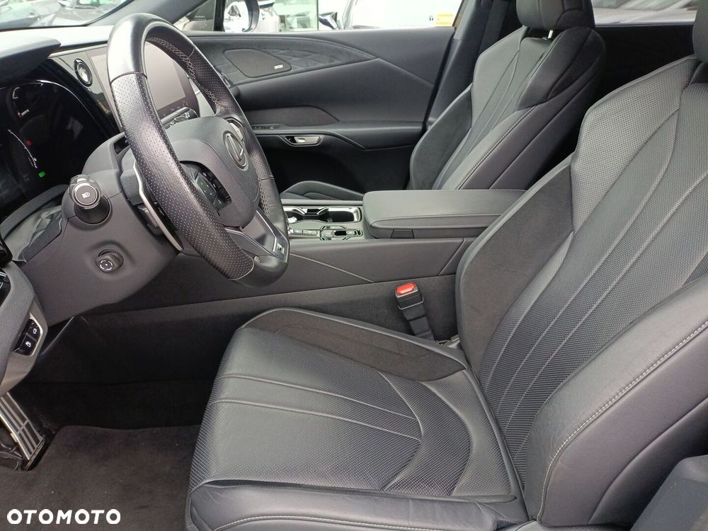 Lexus RX - 23