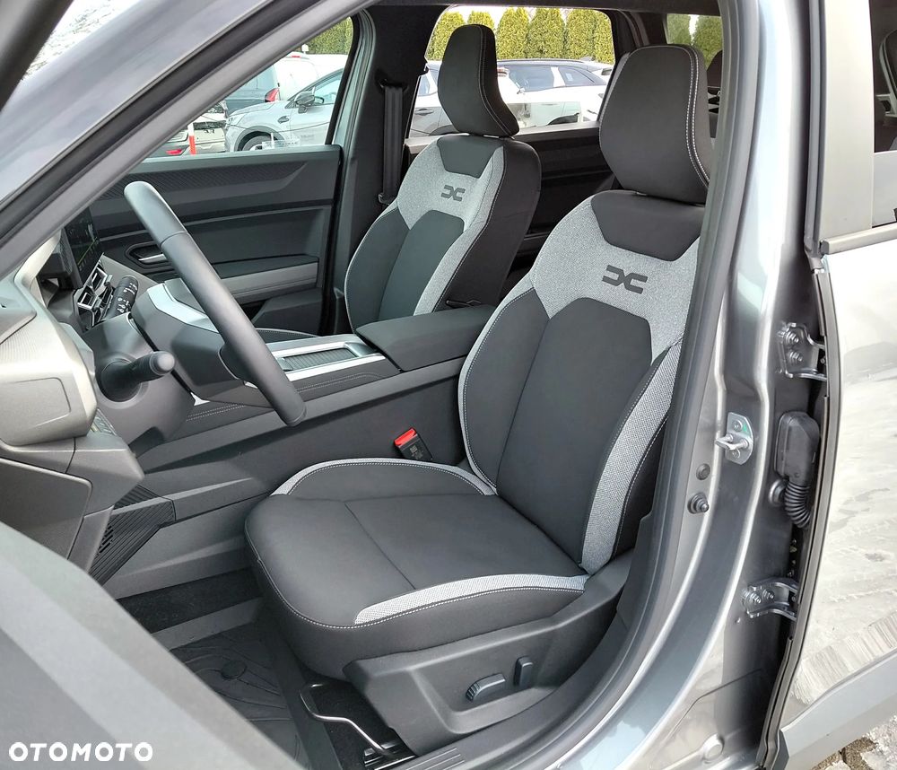 Dacia Bigster 1.8 Full Hybrid 155 Journey MMT - 9