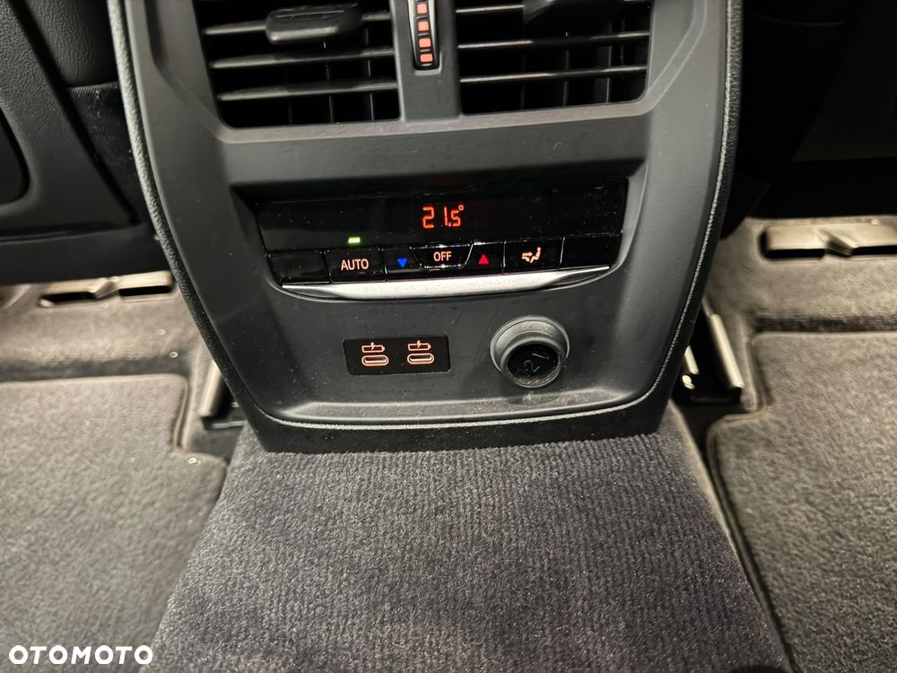 BMW Seria 3 320d Edition M Sport Shadow - 29