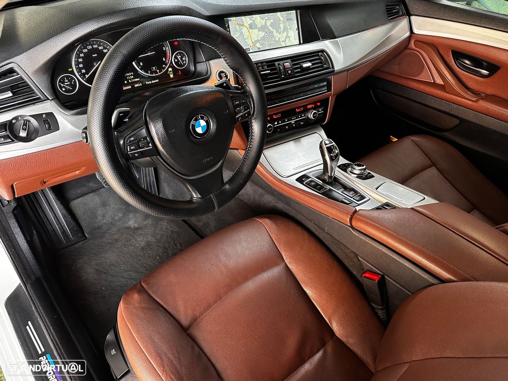 BMW 520 d Pack M Auto - 38
