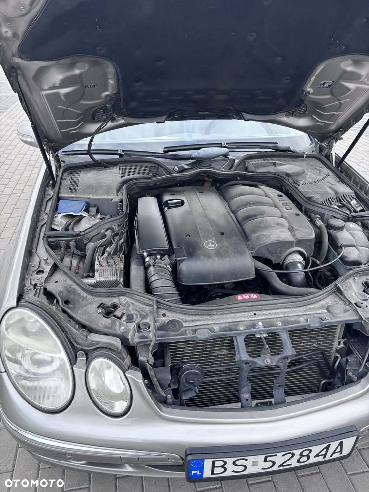 Mercedes-Benz Klasa E 200 CDI Elegance - 19