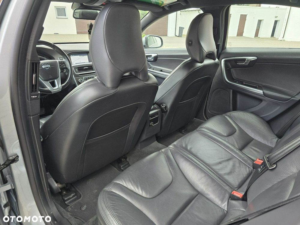 Volvo S60 - 23