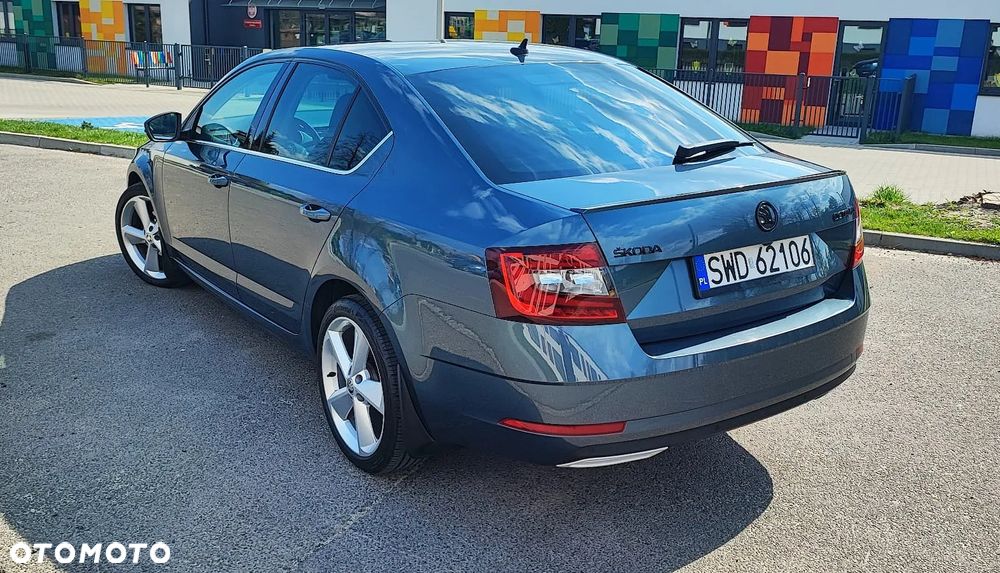 Skoda Octavia 1.4 TSI Style DSG - 2