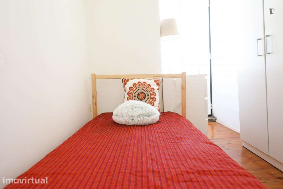 Quarto - localizado em Arroios Lisbon - Grande imagem: 4/41
