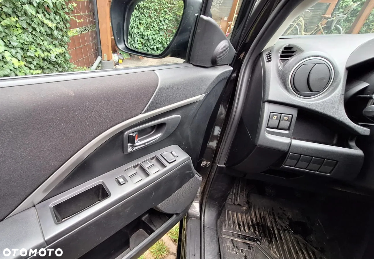 Mazda 5 2.0 MZR-DISI i-stop Sports-Line - 18