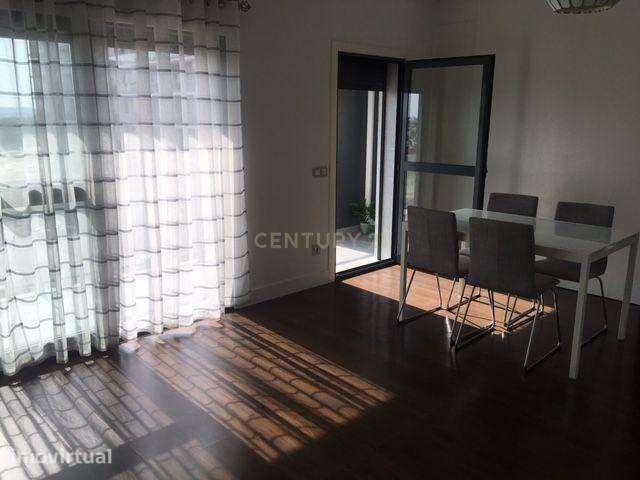 Apartamento T2 para arrendar em Condominio Privado na Quinta da Trinda - Grande imagem: 5/15