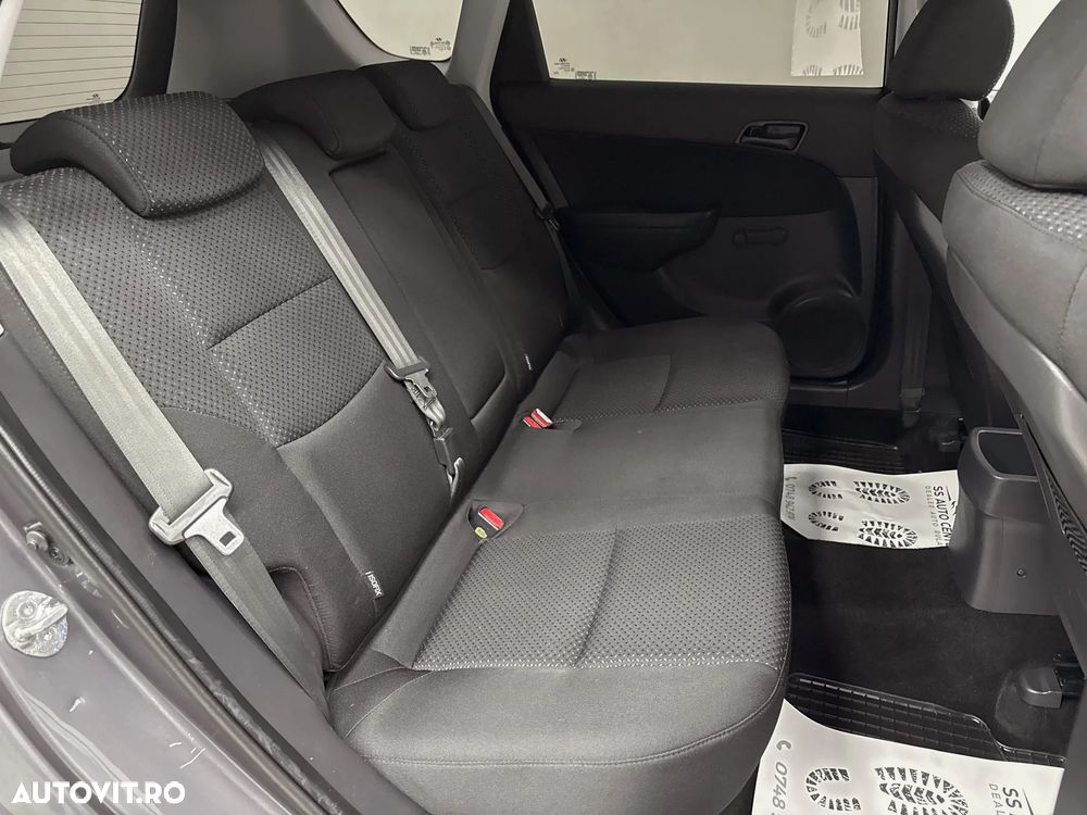 Hyundai i30 CW 1.4 GL Classic - 8
