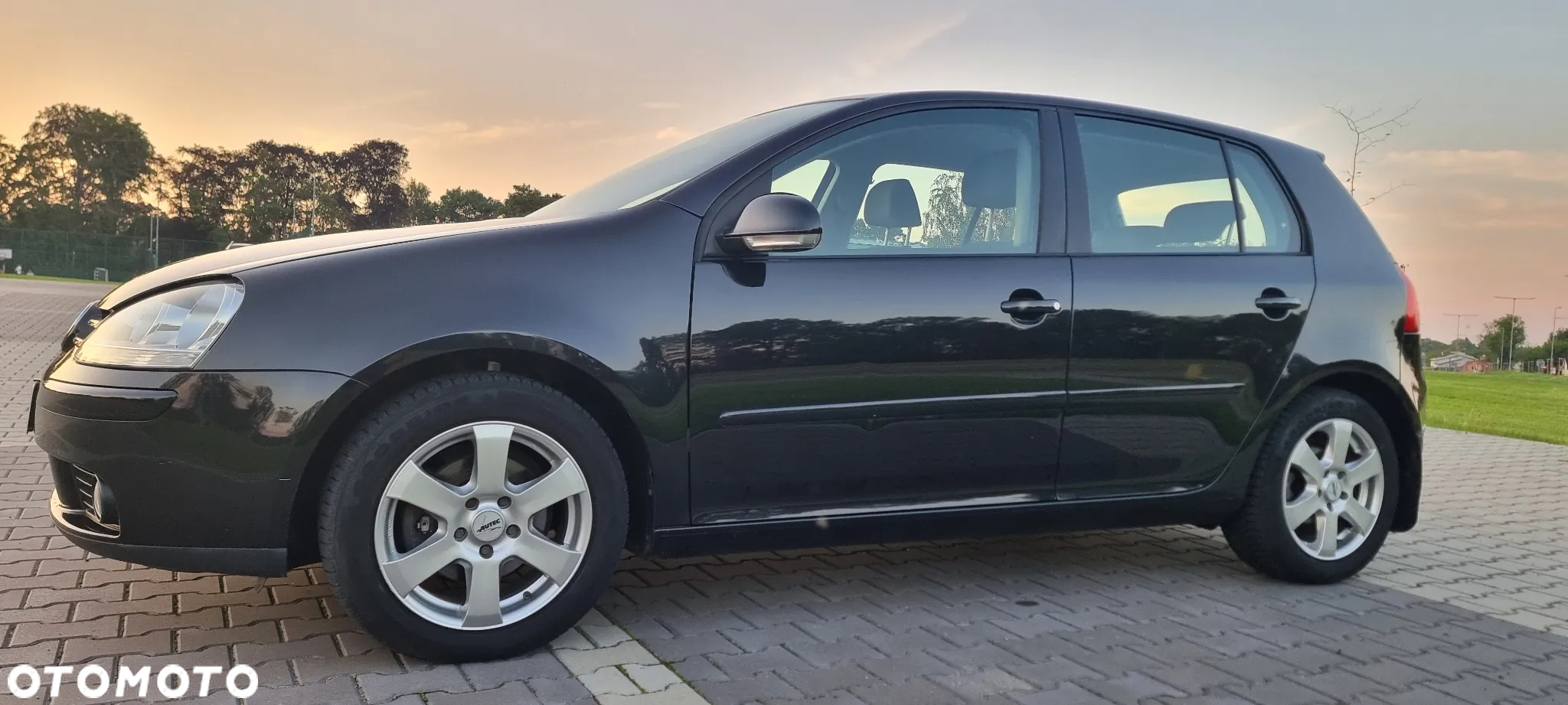 Volkswagen Golf 1.6 Tour - 6