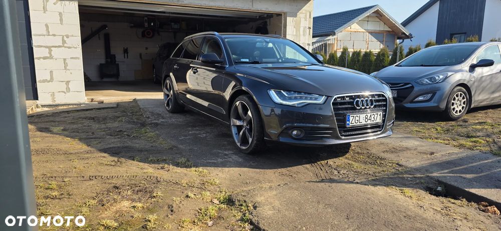 Audi A6 Avant - 1