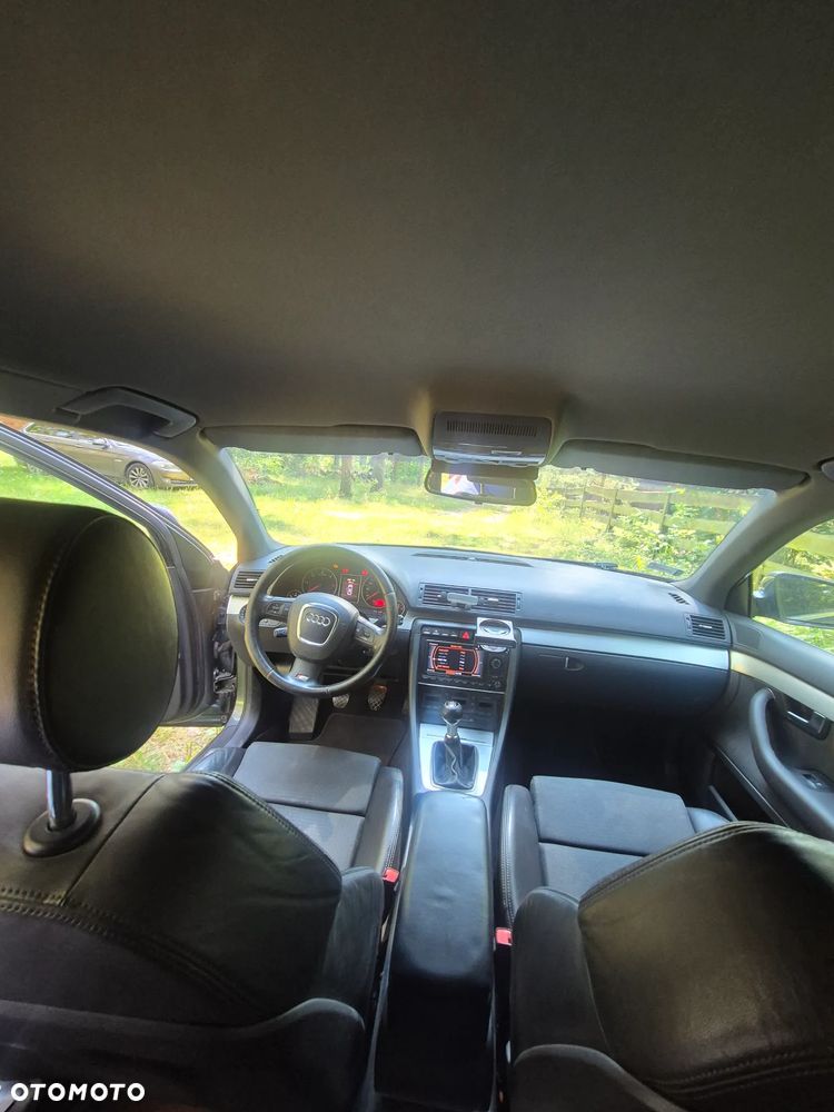 Audi A4 Avant 2.0 TDI DPF - 11