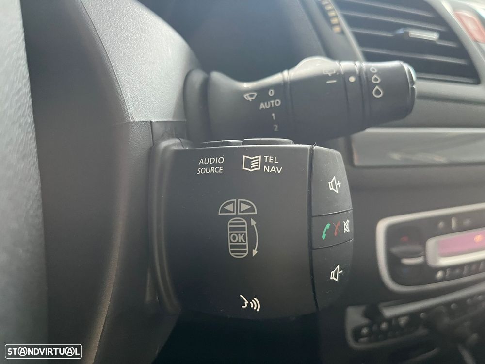 Renault Mégane Sport Tourer 1.5 dCi GT Line - 23