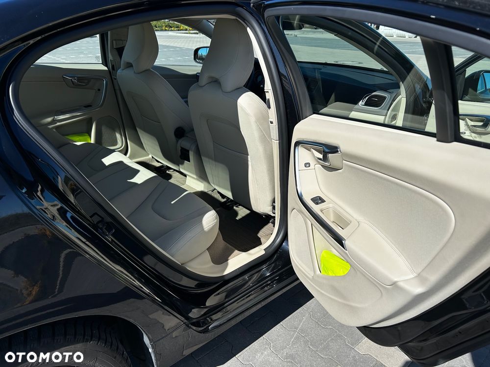 Volvo S60 D4 Kinetic - 5