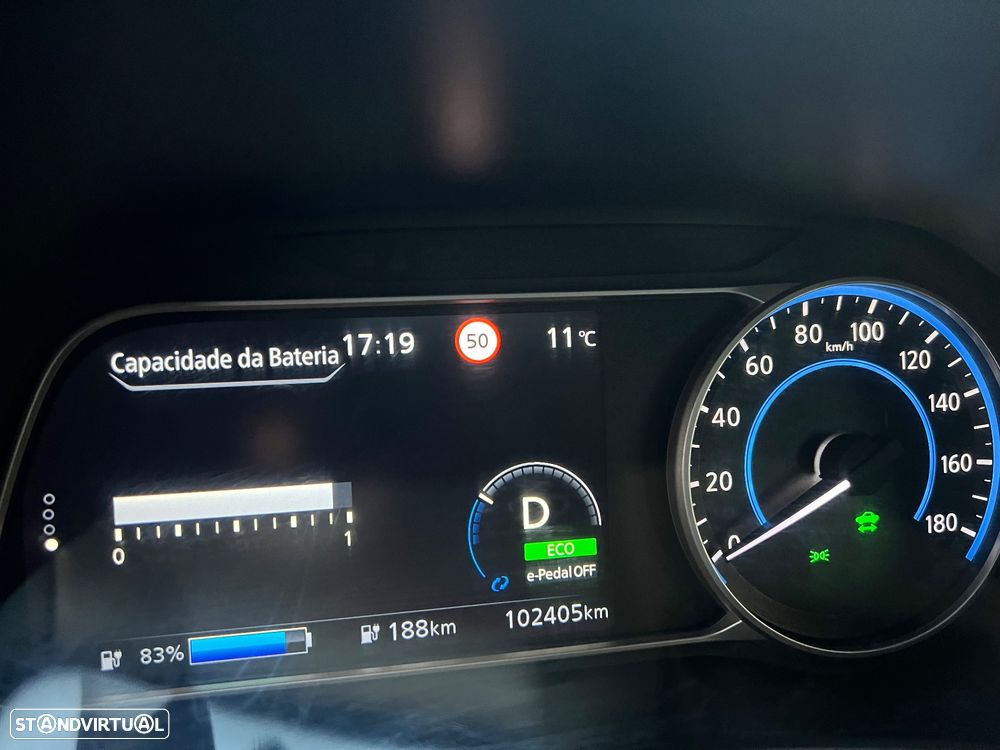 Nissan Leaf Tekna Two Tone+ProPilot Park - 19