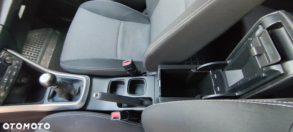 Suzuki SX4 1.6 Comfort Plus - 15