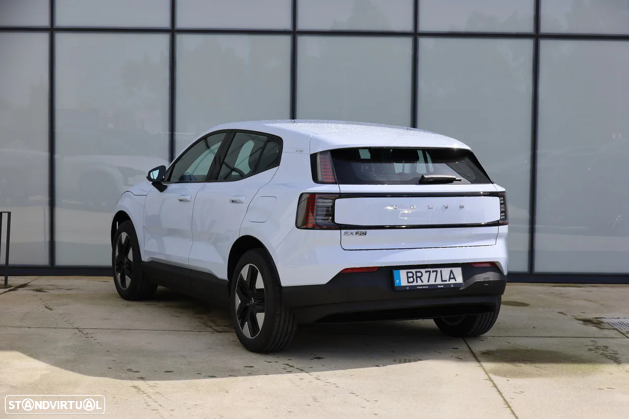 Volvo EX30 69 kWh Single Motor Extended Range Core - 3