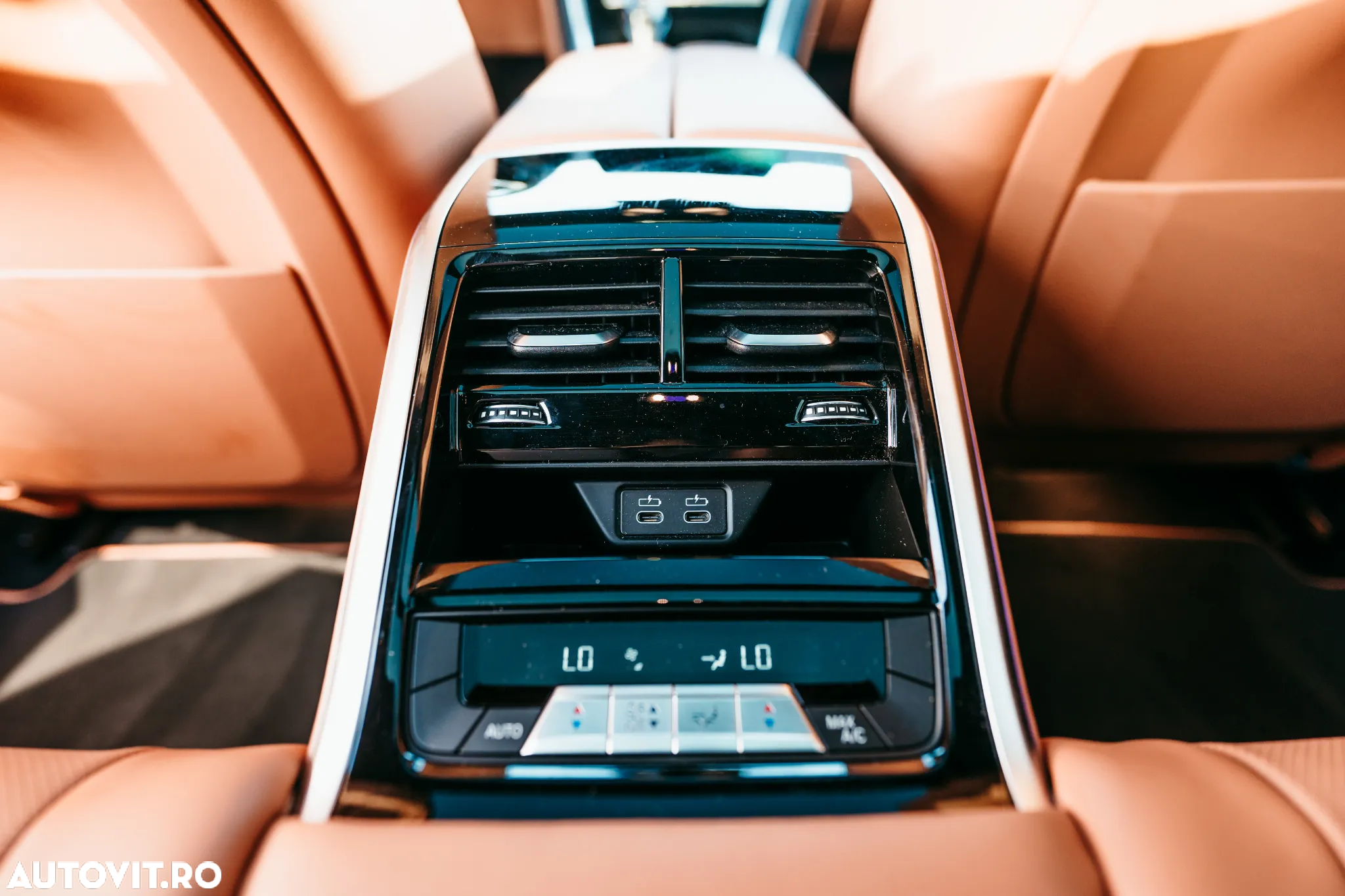 BMW Seria 8 840i Gran Coupe - 12