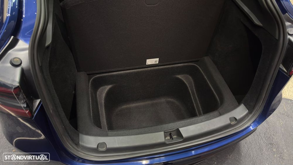 Tesla Model Y Performance Dual Motor AWD - 49