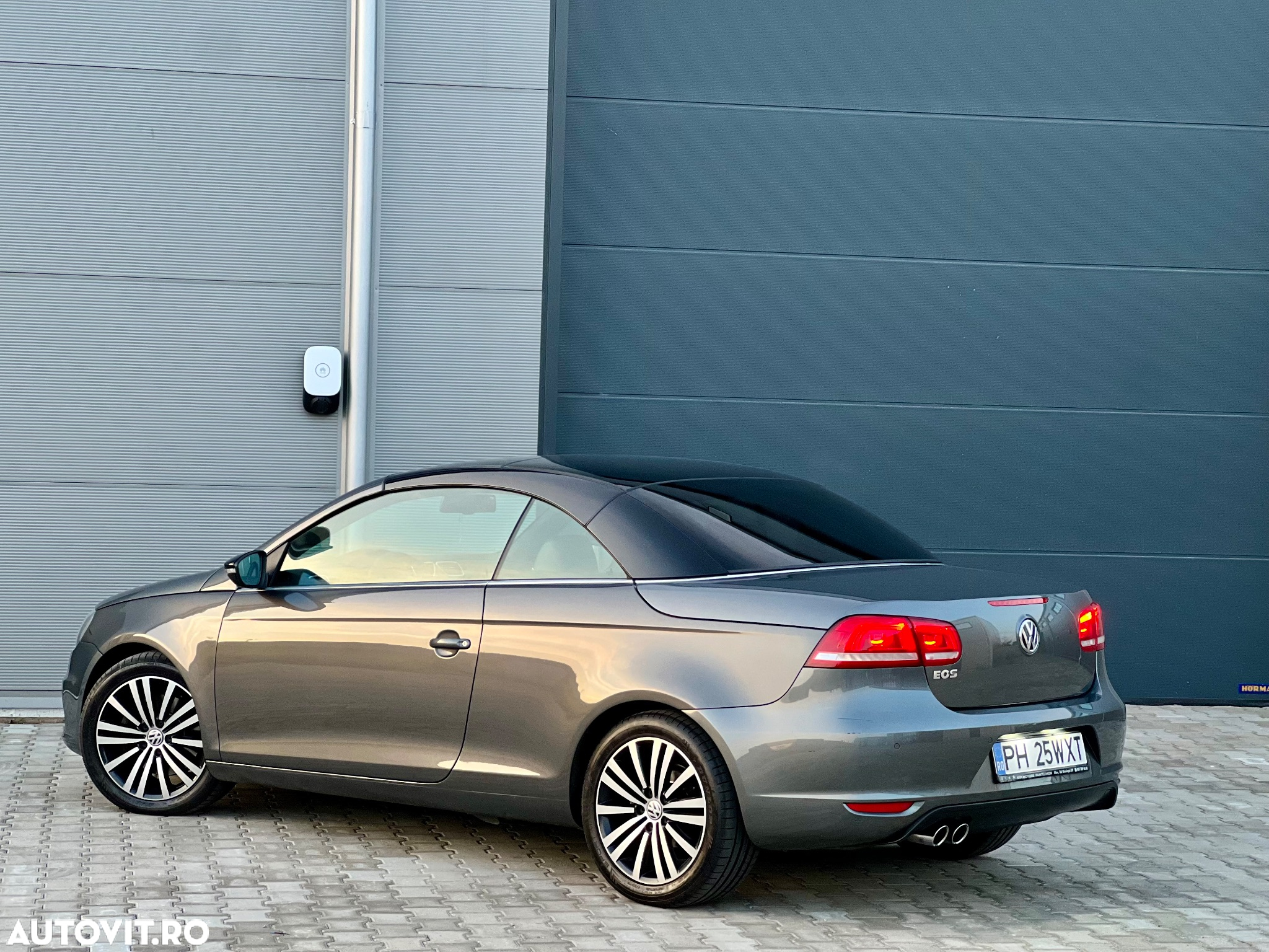 Volkswagen Eos 2.0 TDI DPF DSG BlueMotion Technology - 4