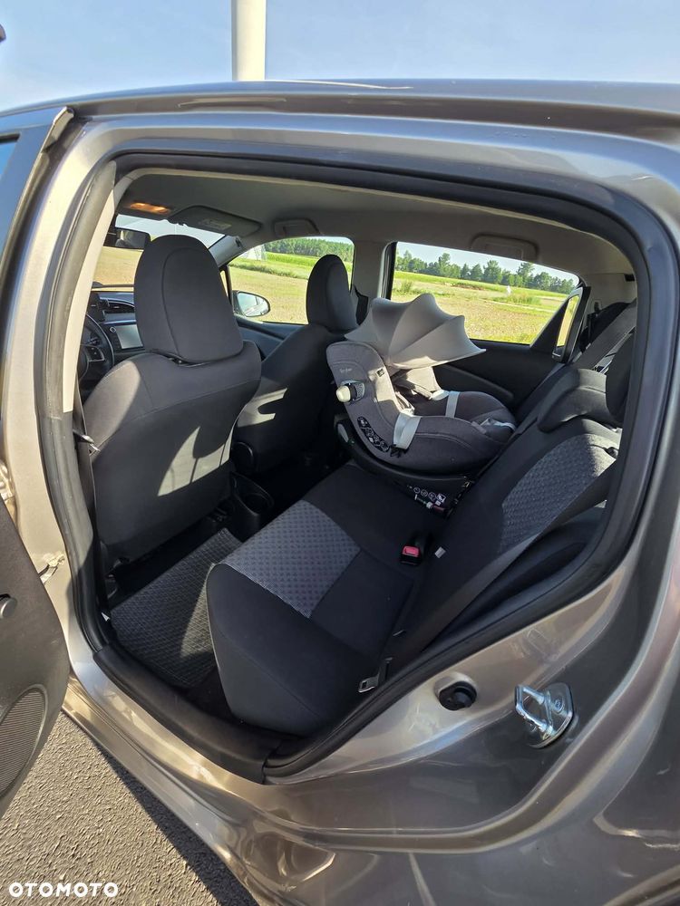 Toyota Yaris 1.33 Premium - 17