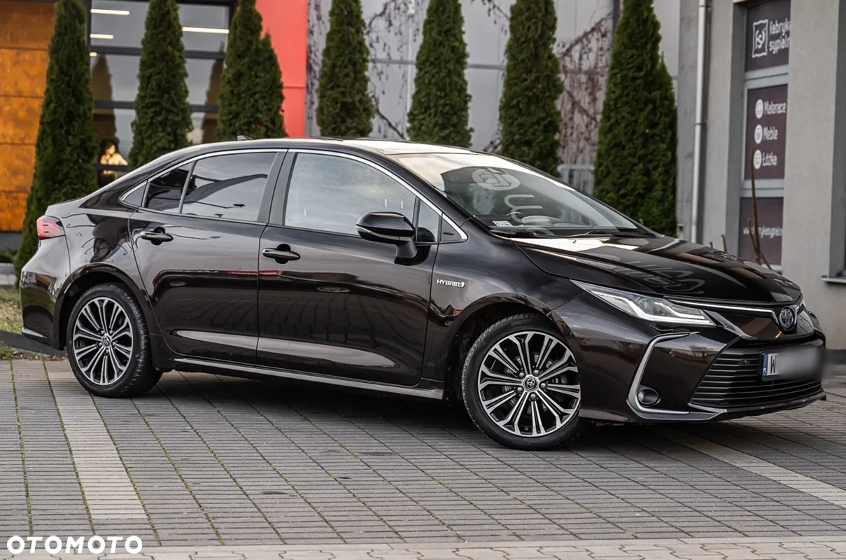 Toyota Corolla 1.8 Hybrid Executive - 3