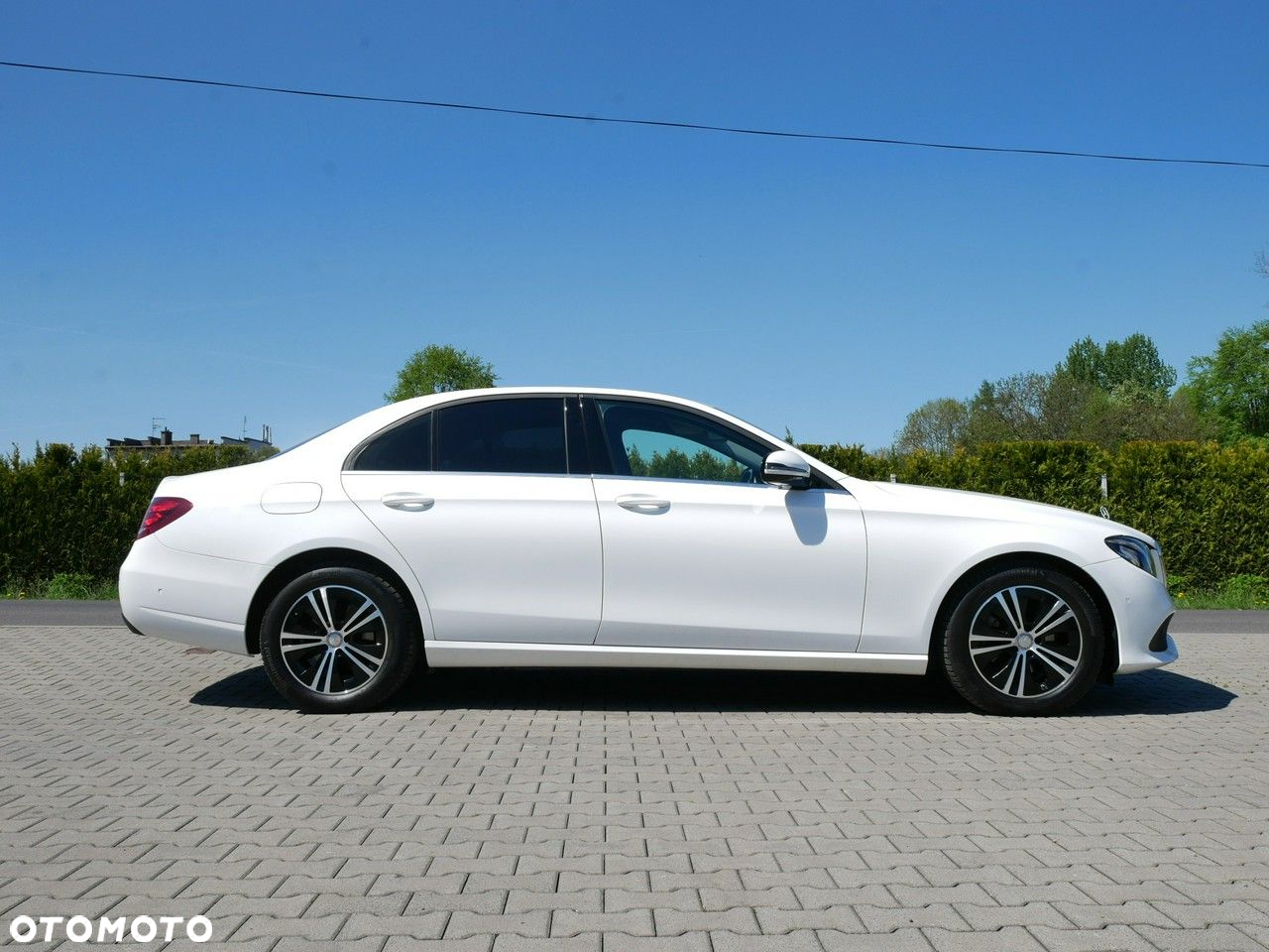 Mercedes-Benz Klasa E 220 d 9G-TRONIC - 8