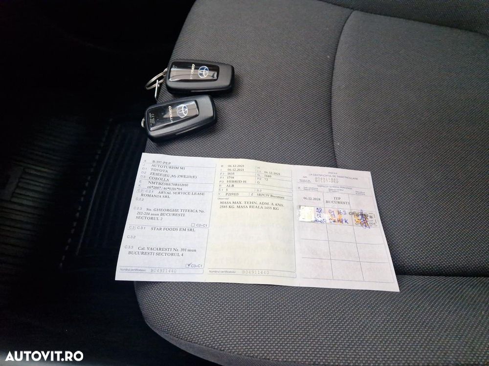 Toyota Corolla 1.8 HSD Business - 9