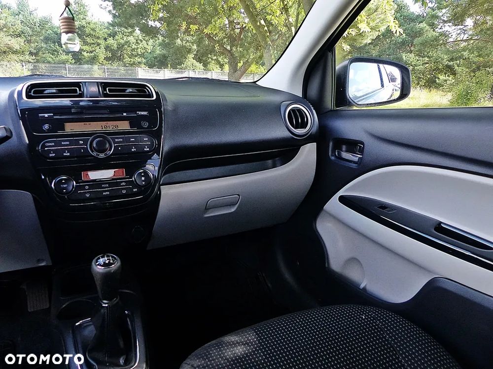 Mitsubishi Space Star 1.2 Intense - 37