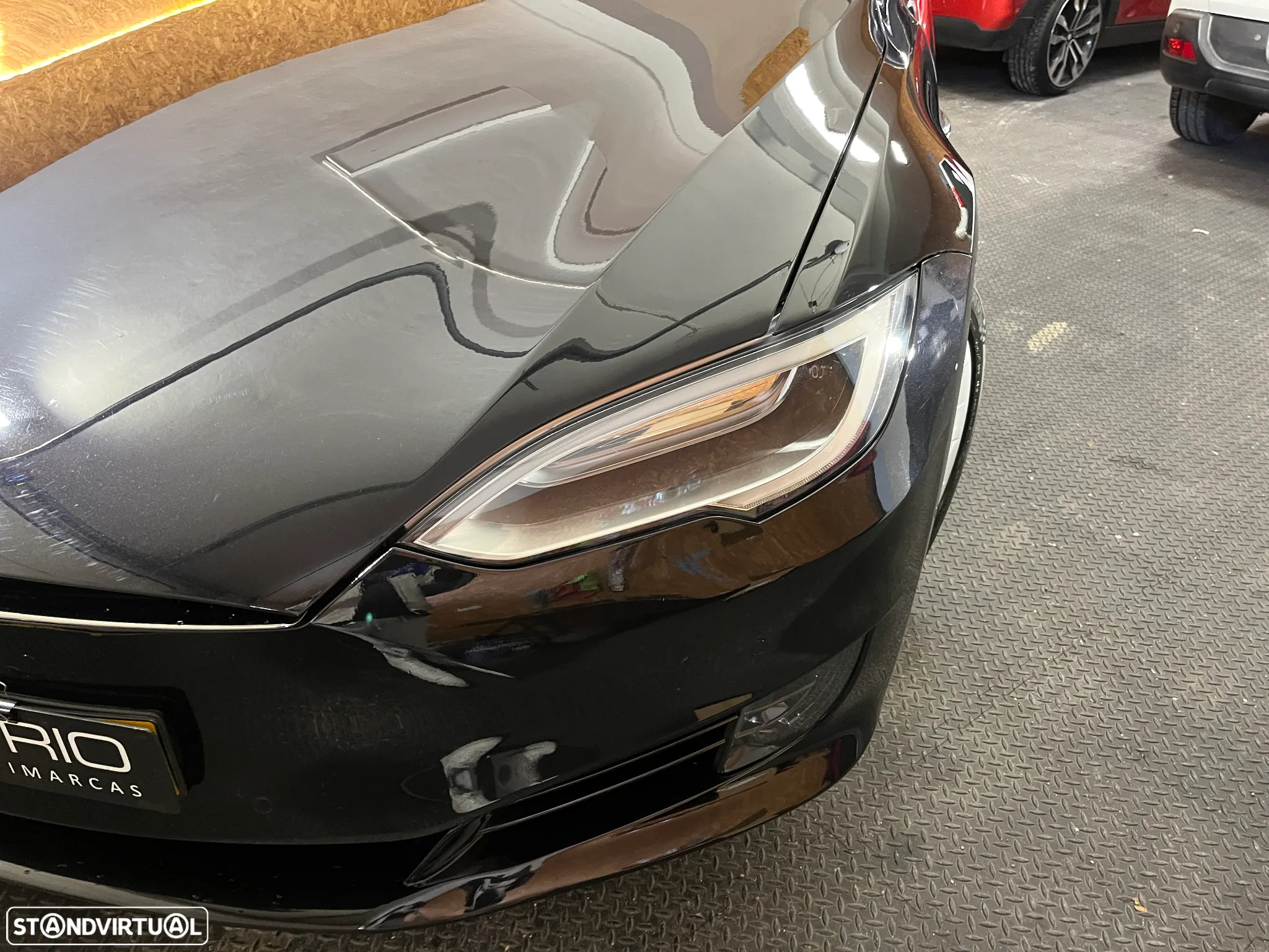 Tesla Model S 75D - 9