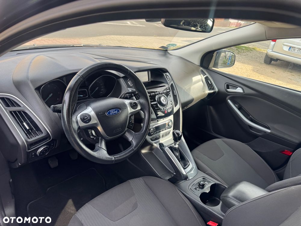 Ford Focus 1.6 TDCi DPF Titanium - 8