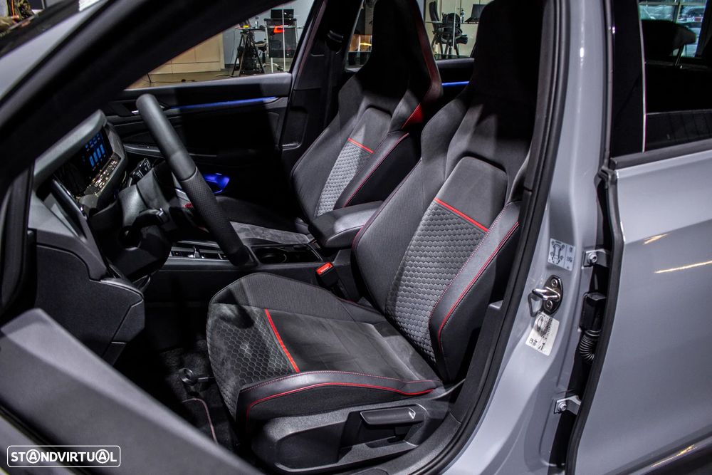 VW Golf 2.0 TSI GTI Clubsport DSG - 19