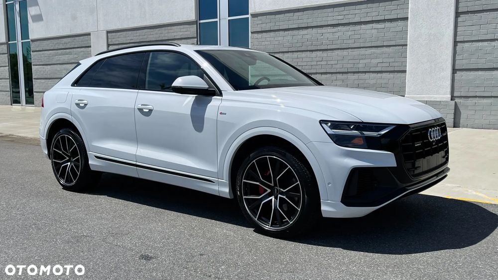 Audi Q8 - 4