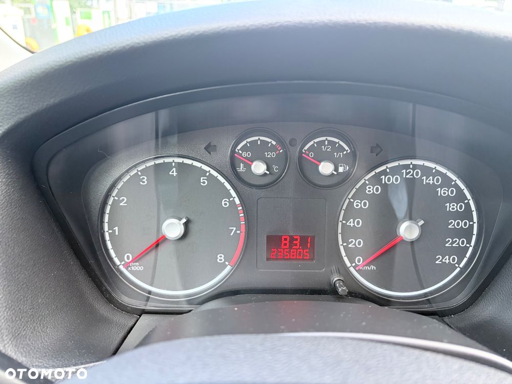 Ford Focus 1.6 Ambiente - 10