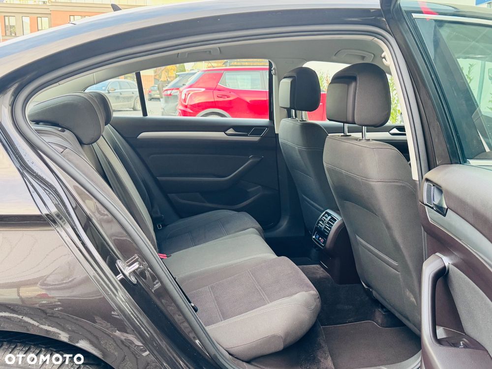 Volkswagen Passat 1.8 TSI BMT Comfortline DSG - 38