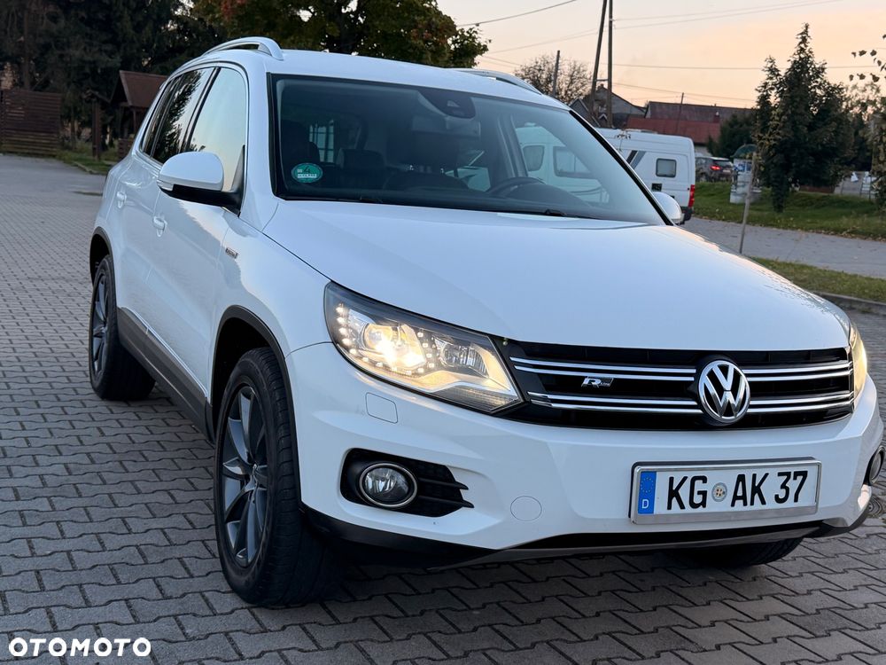 Volkswagen Tiguan 2.0 TDI 4Mot Perfectline R-Style DSG - 12