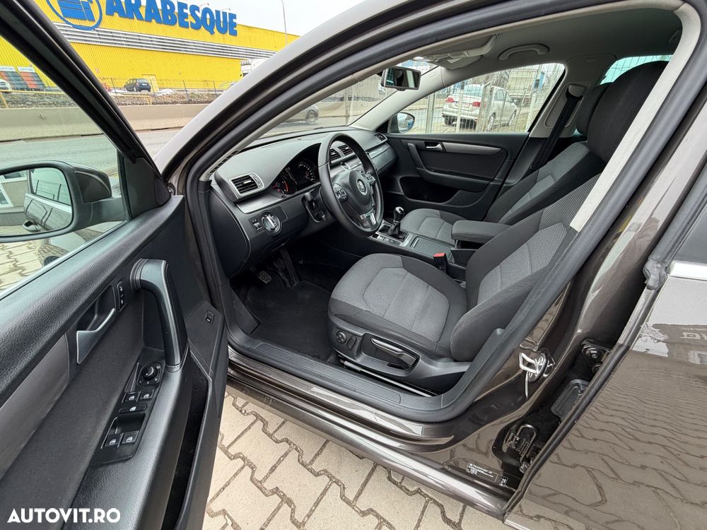 Volkswagen Passat 2.0 TDI BlueMotion Technology Business Edition - 5