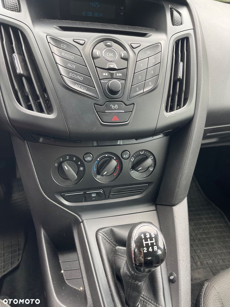 Ford Focus 1.6 Ambiente - 15