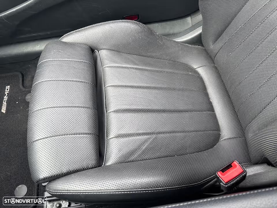Mercedes-Benz E 220 d Cabrio 9G-Tronic AMG Line - 10