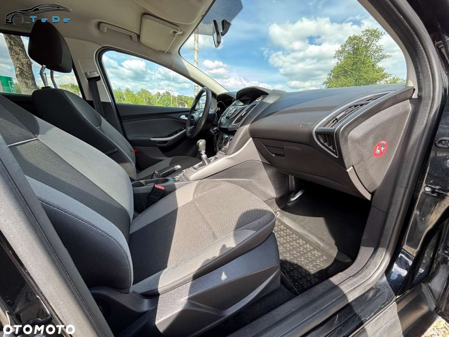 Ford Focus 1.0 EcoBoost Titanium - 23