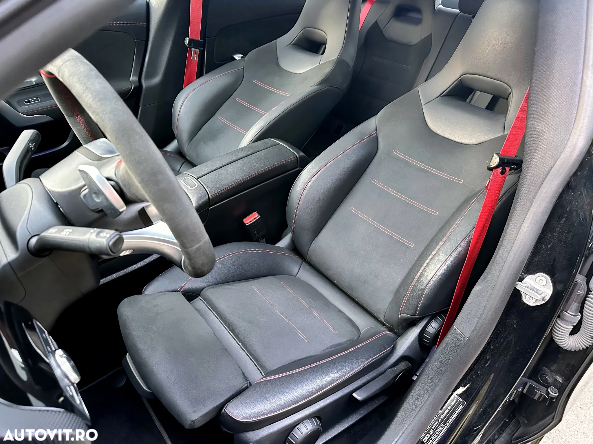 Mercedes-Benz CLA AMG 45 S 4Matic+ AMG Speedshift 8G-DCT - 11