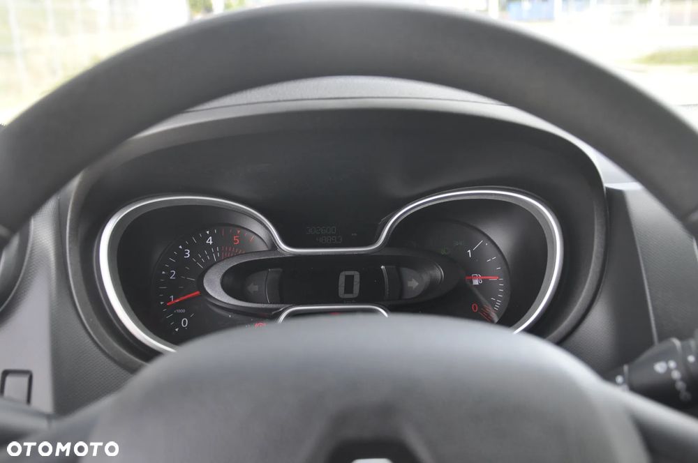 Renault Trafic - 19
