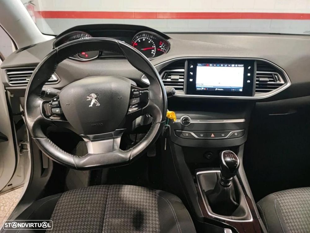 Peugeot 308 SW 1.5 BlueHDi Style - 3