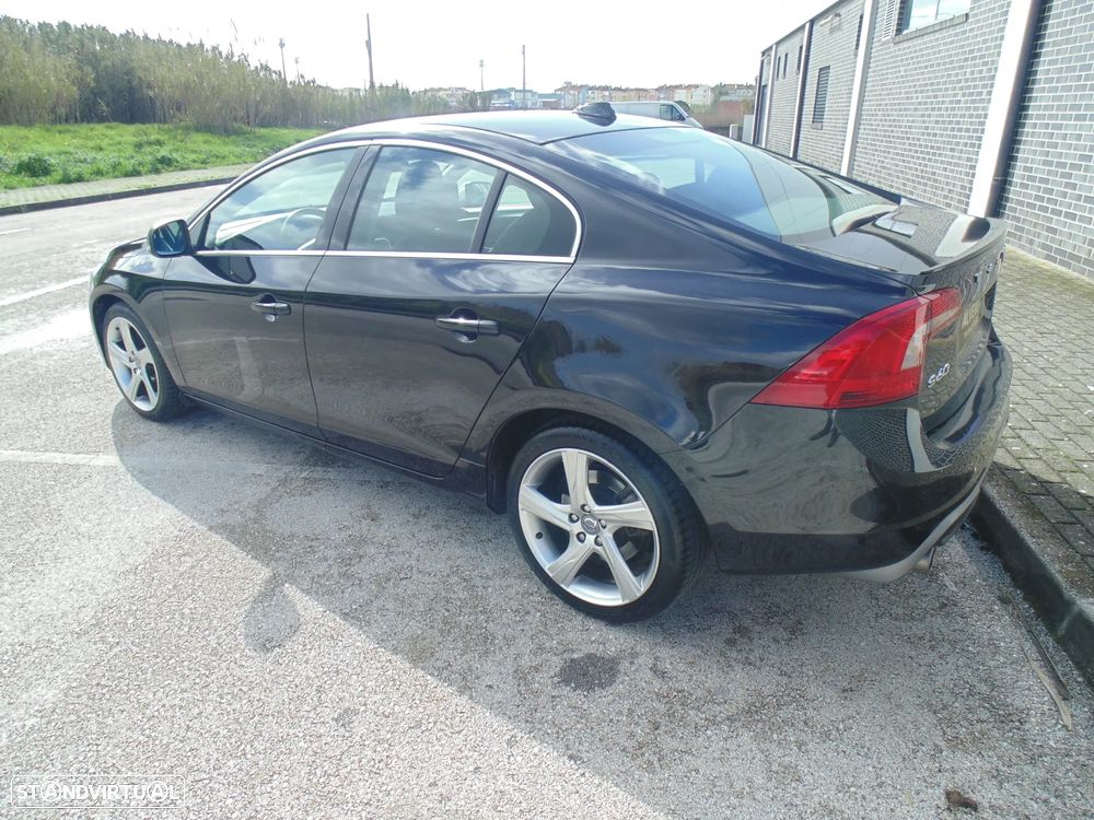 Volvo S60 1.6 D2 Drive R-Design Start/Stop - 15