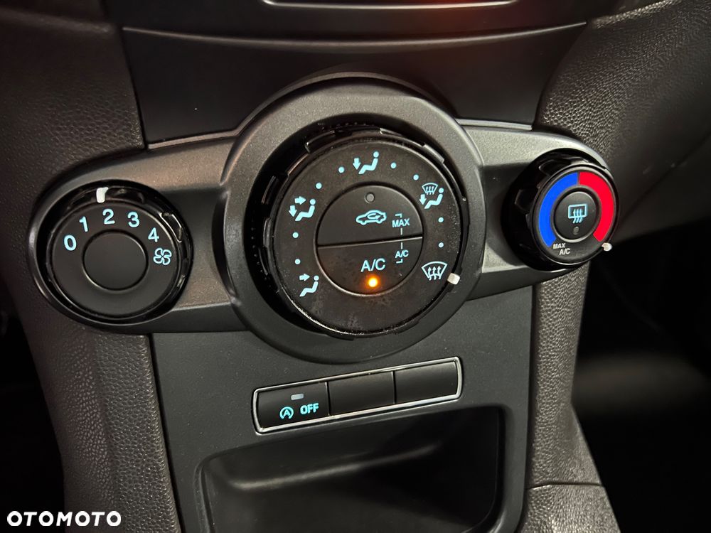 Ford Fiesta - 18