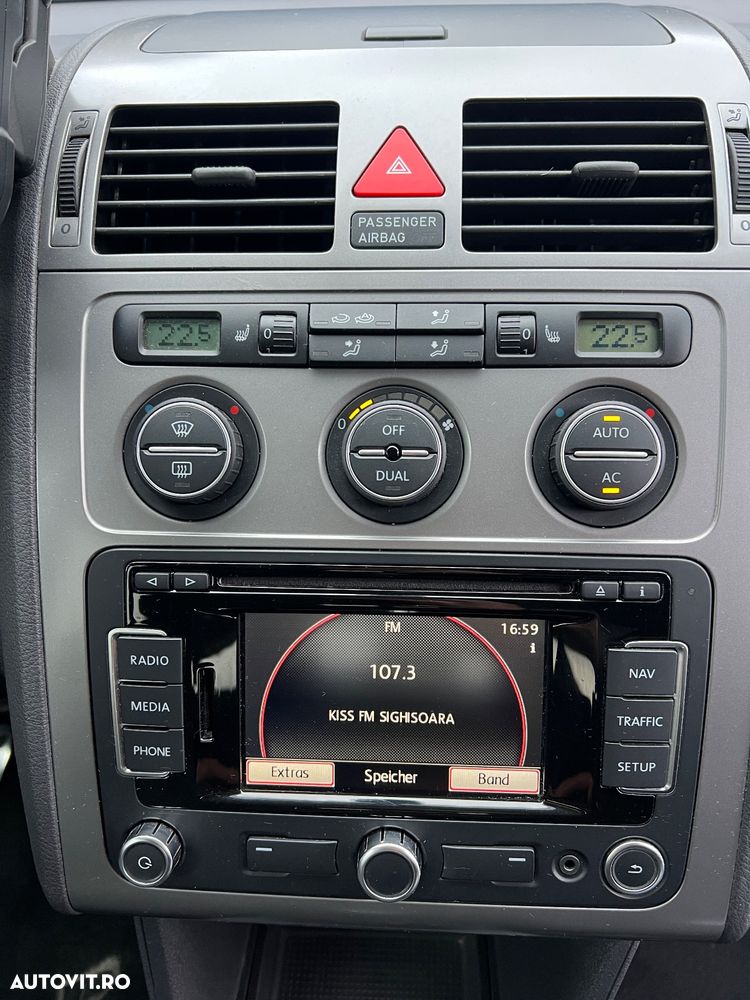 Volkswagen Touran 1.4 TSI R-Line Edition - 10