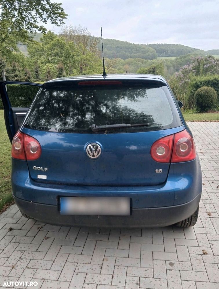 Volkswagen Golf 1.6 Trendline - 2