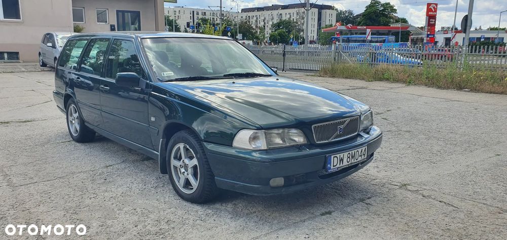 Volvo V70 2.4 - 19