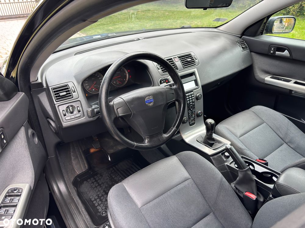 Volvo V50 1.6D - 19