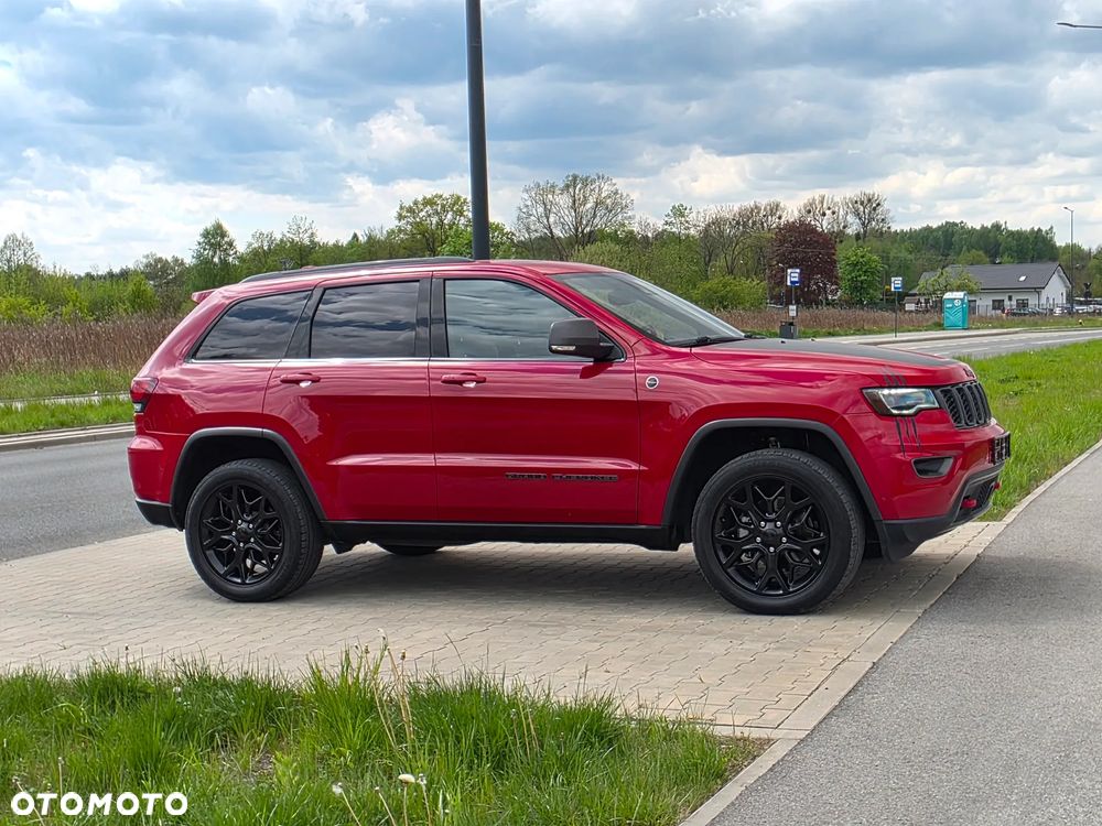 Jeep Grand Cherokee - 9