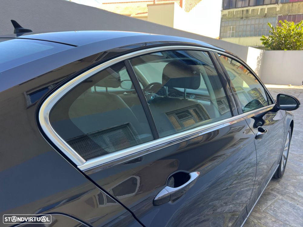 VW Passat 2.0 TDI Confortline DSG - 7